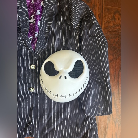 Spirit Black and White Jack Skellington Suit - Picture 7 of 8